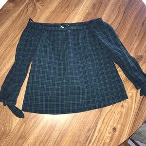 Vineyard Vines Off the Shoulder Top